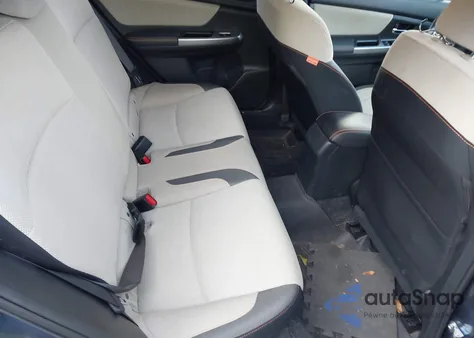 2017 Subaru Crosstrek 2.0I Premium z USA, uszkodzony, nr VIN JF2GPABC0H8202469